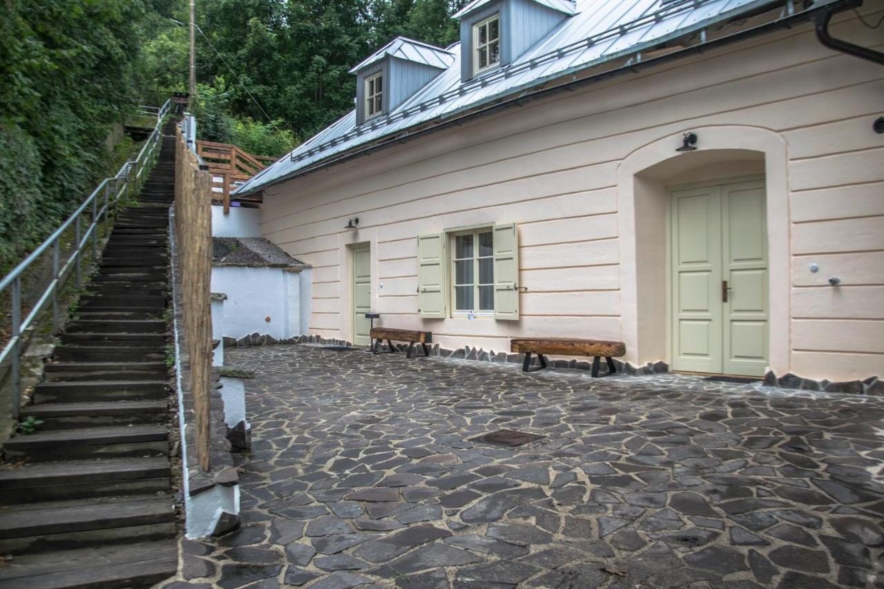 Apartmany Pod Schodami Banská Štiavnica Esterno foto